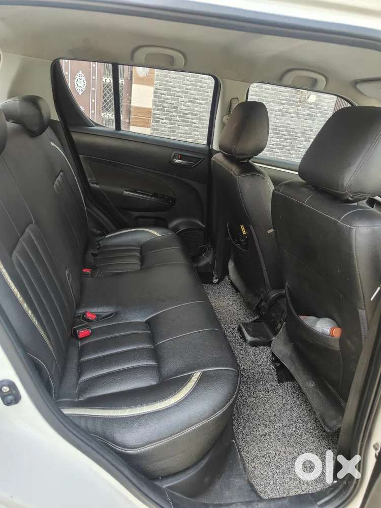 Swift In Excellent Condition For Sale