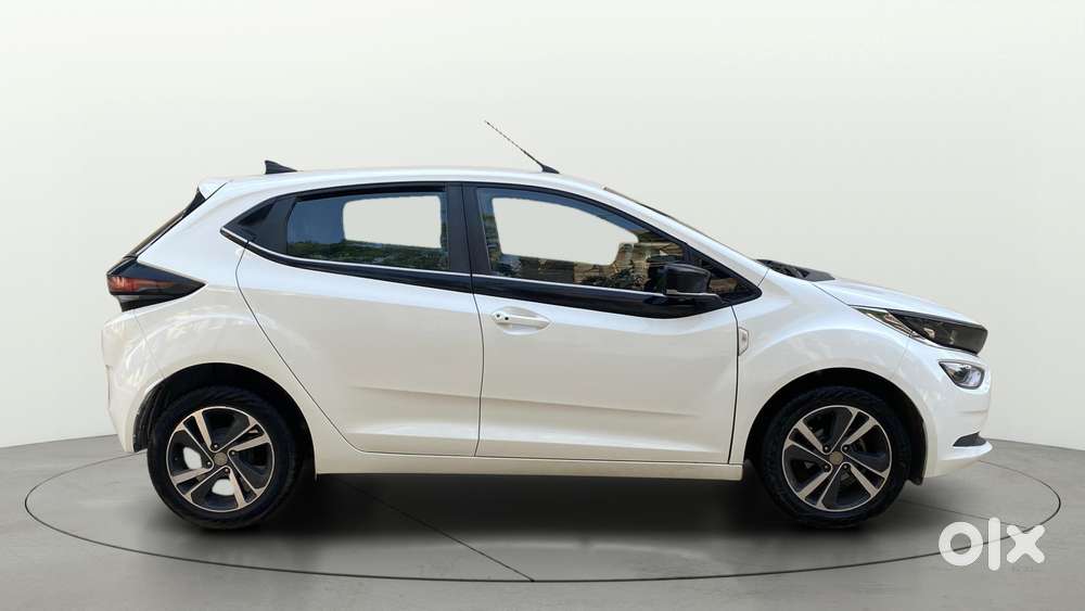 Tata Altroz Xz, 2022, Petrol