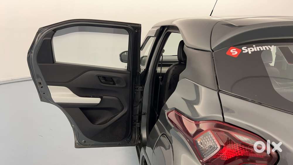 Tata Punch Accomplished, 2023, Petrol