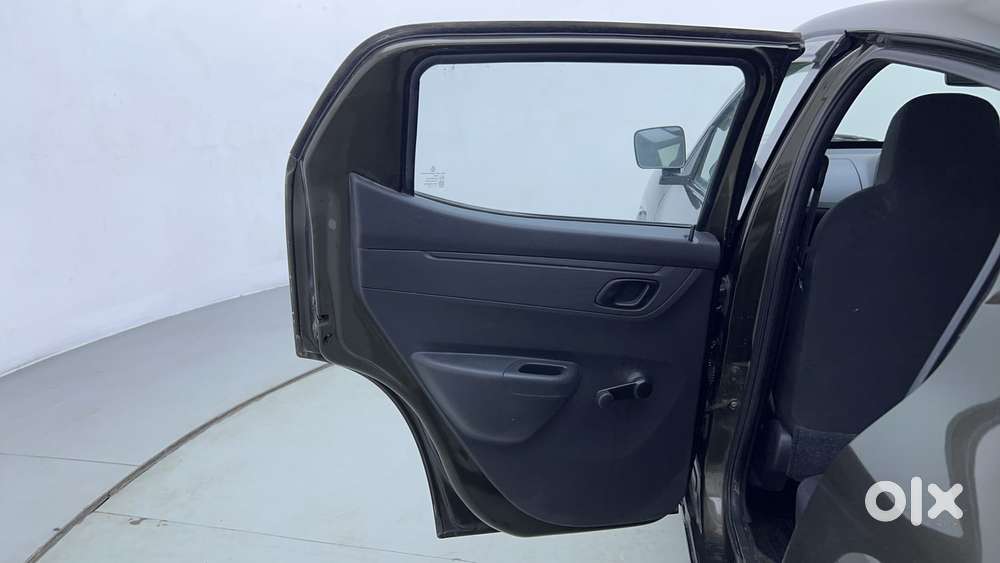 Renault Kwid 2019-ongoing 1.0 Rxt (o), 2016, Petrol