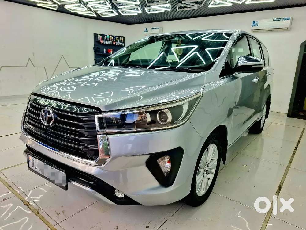Crysta 2019 Automatic 2.8 Z, Immaculate Condition