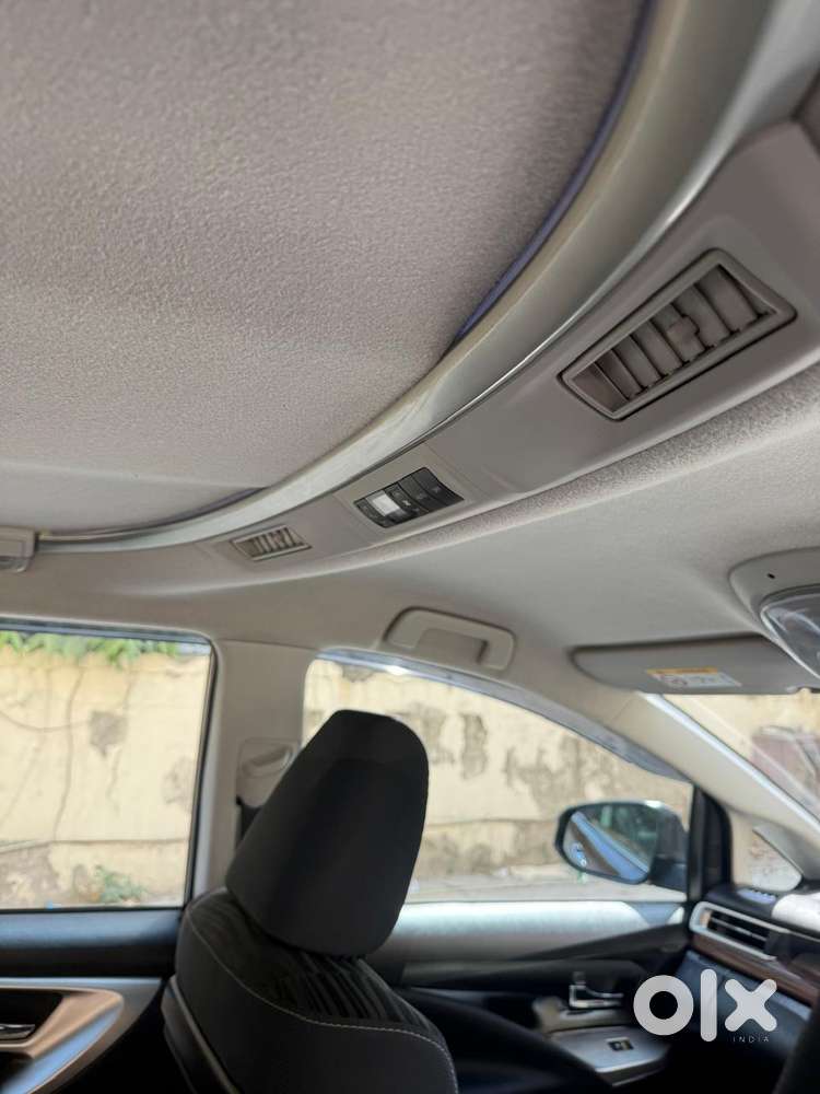 Toyota Innova Crysta [2020-ongoing] 2.4 Vx 8 Str, 2021, Diesel