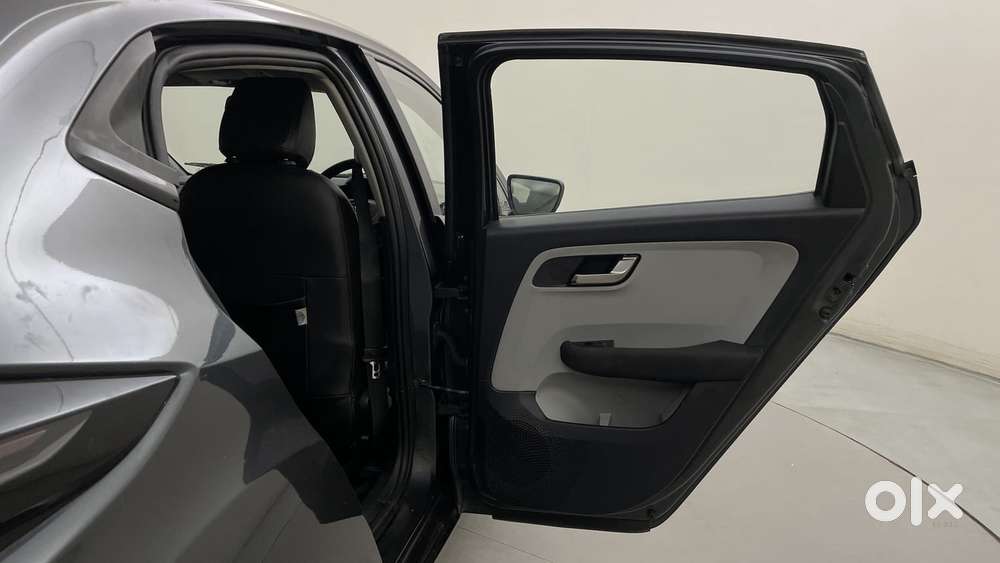 Tata Altroz Xz, 2021, Petrol