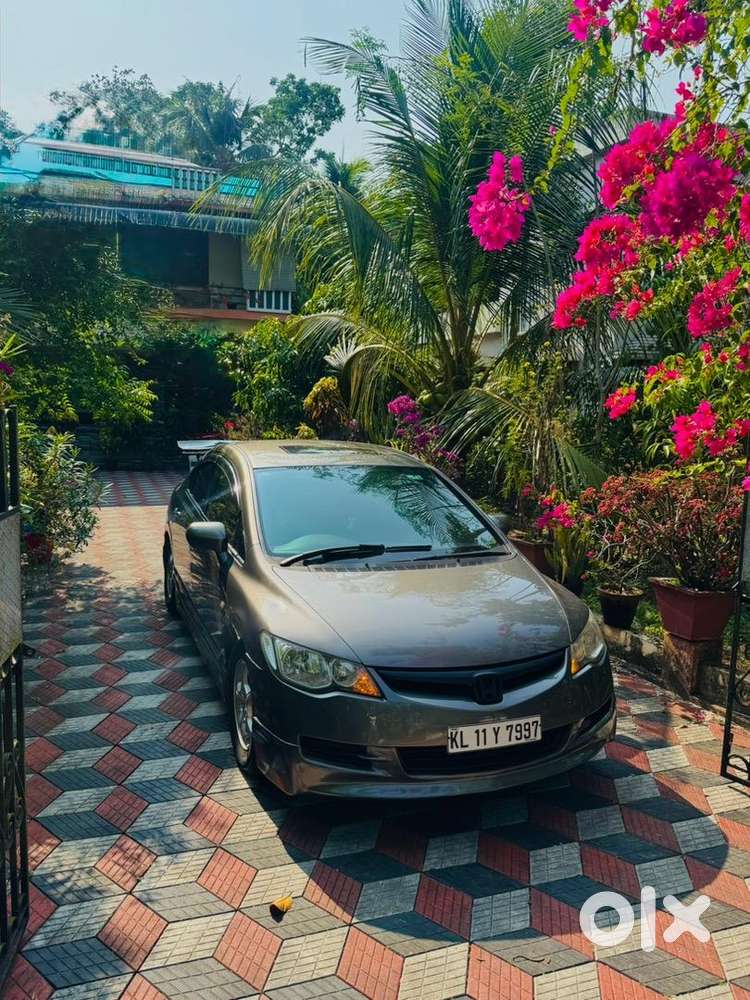Honda Civic 1.8 Vtec Cng & Petrol Well Maintained