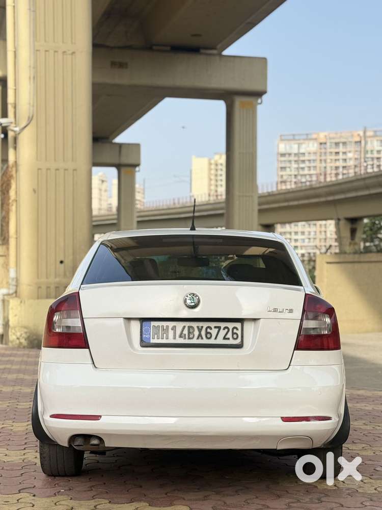 Skoda Laura Skoda-laura-laura-elegance-1.9-tdi--at, 2010, Diesel