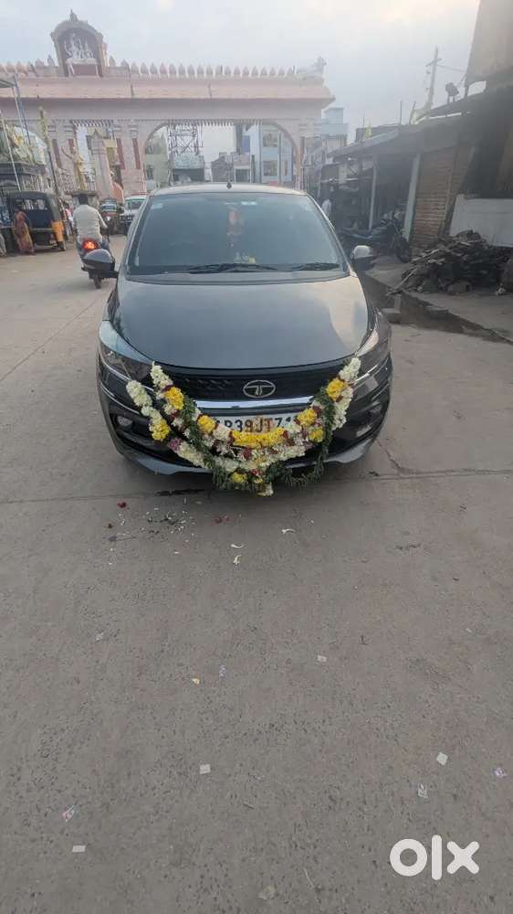 Tata Tiago Car Good Chill Ac 2 Keys Single Driving Good Condition