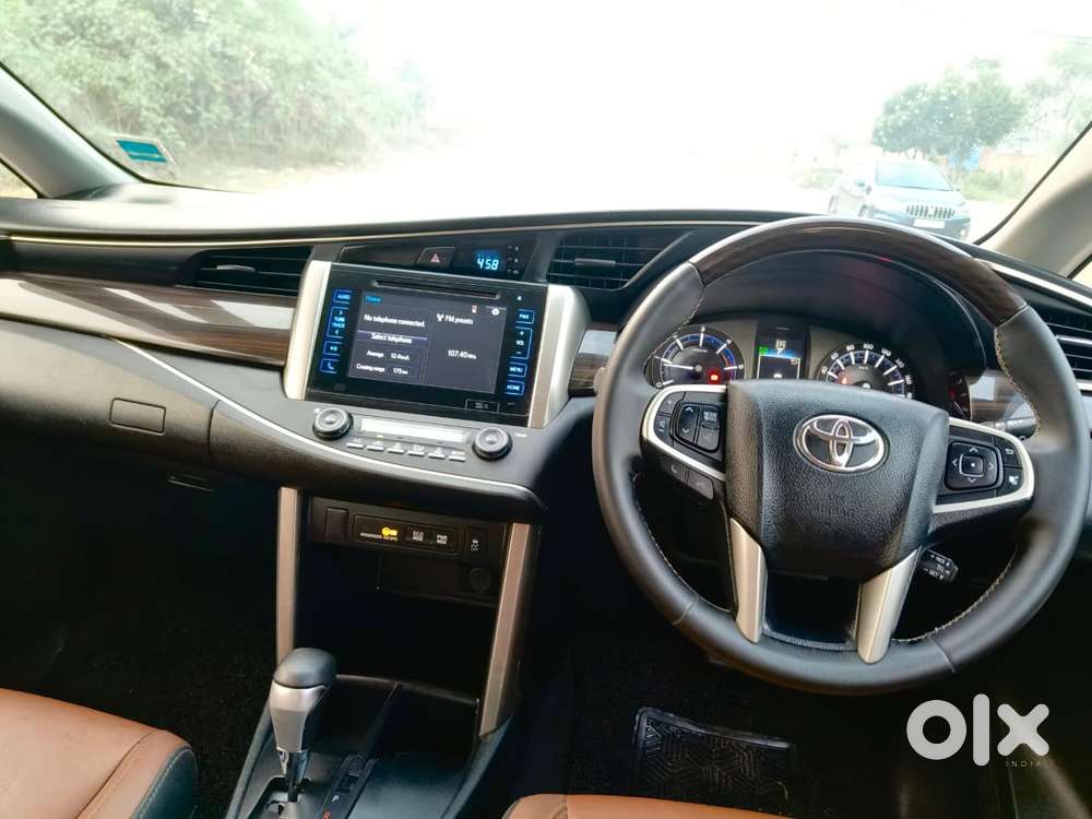 Toyota Innova Crysta 2.8z Automatic, 2018, Diesel
