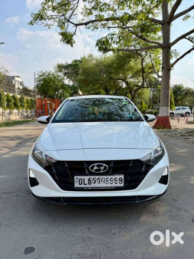 Hyundai I20 Sportz 1.4 At Vtvt, 2023, Petrol