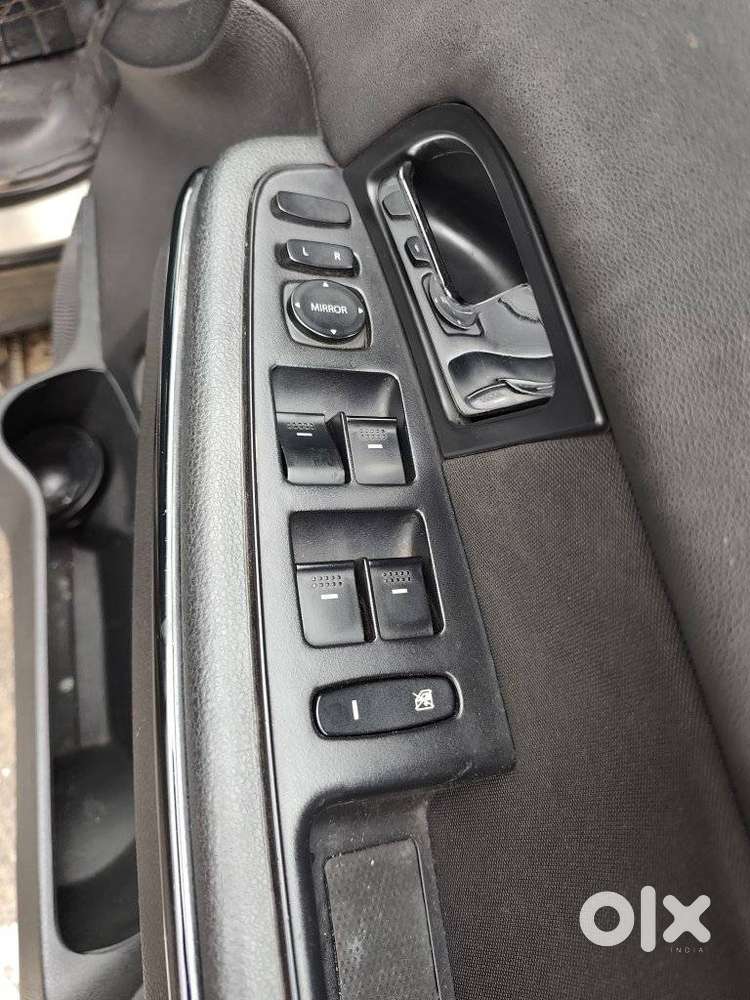 Tata Hexa 2.2 Xe 4x2 7 Str, 2018, Diesel
