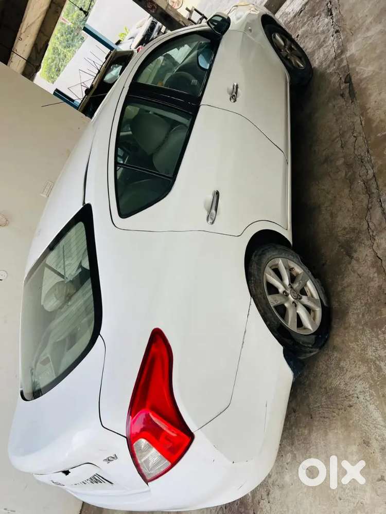 Nissan Sunny Diesel 2012 Year