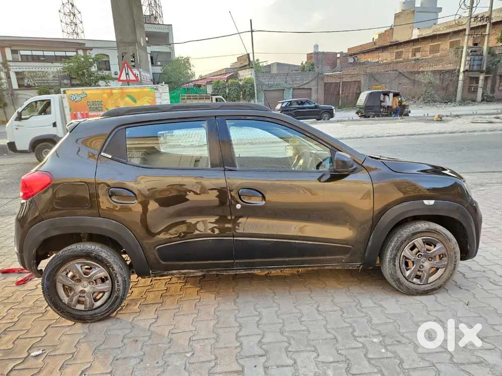 2016 Bata 17 Kwid Rxl
1 Owner Car All Original
Brand New Tyres