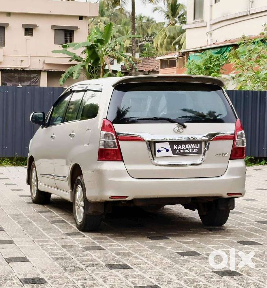 Toyota Innova [ ] 2.5 V Diesel 7 Str, 2014, Diesel