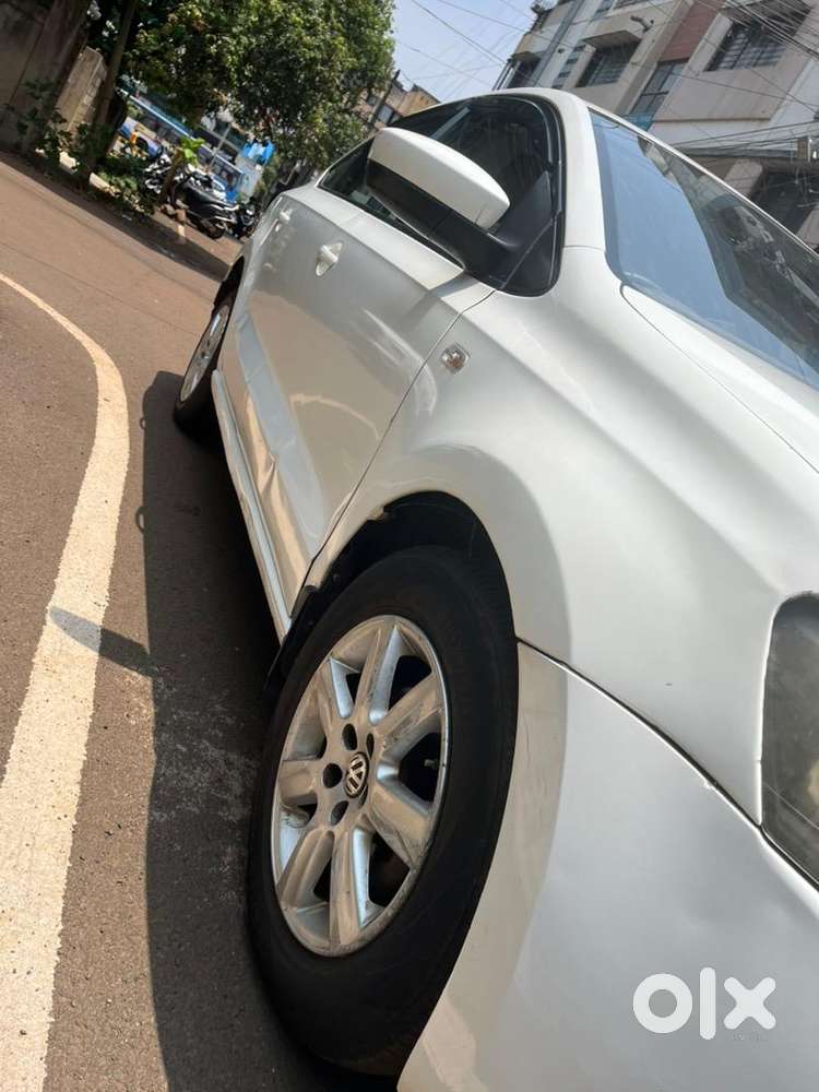 Volkswagen Car 2011 Petrol