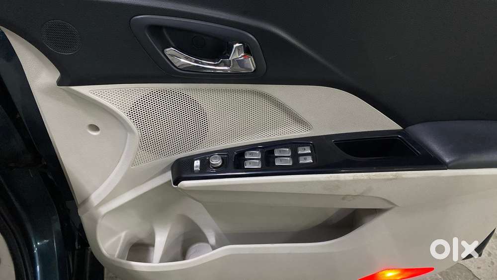 Mahindra Xuv300 W8 Option Diesel, 2019, Diesel