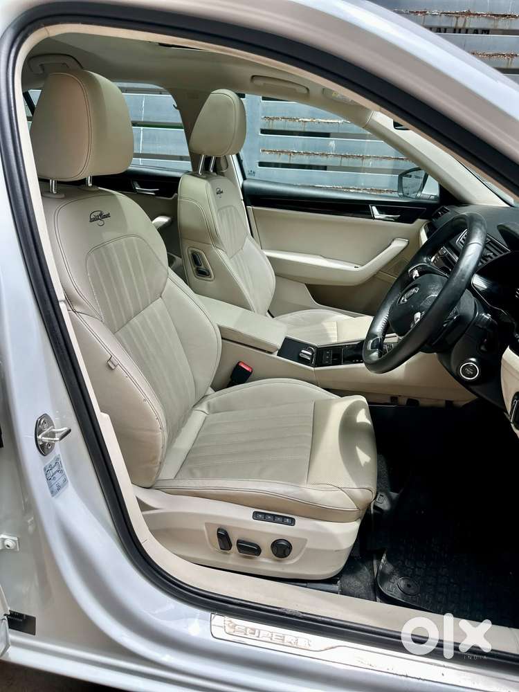 Skoda Superb 2.0 L&k Tsi At, 2021, Petrol