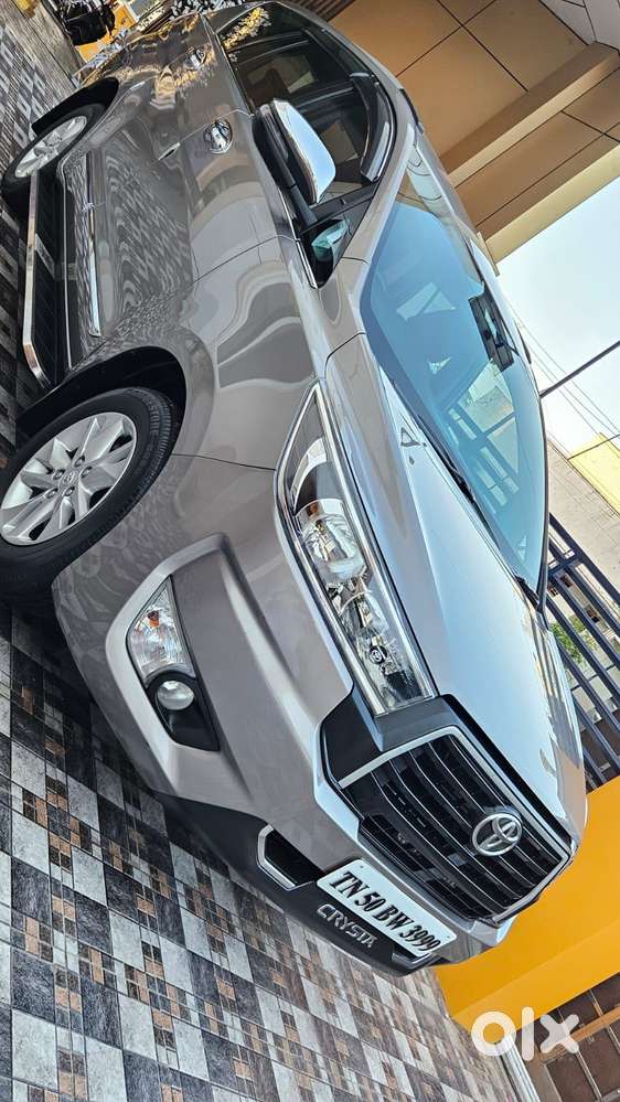 Toyota Innova Crysta 2.4 G Plus Mt 7 Str, 2023, Diesel