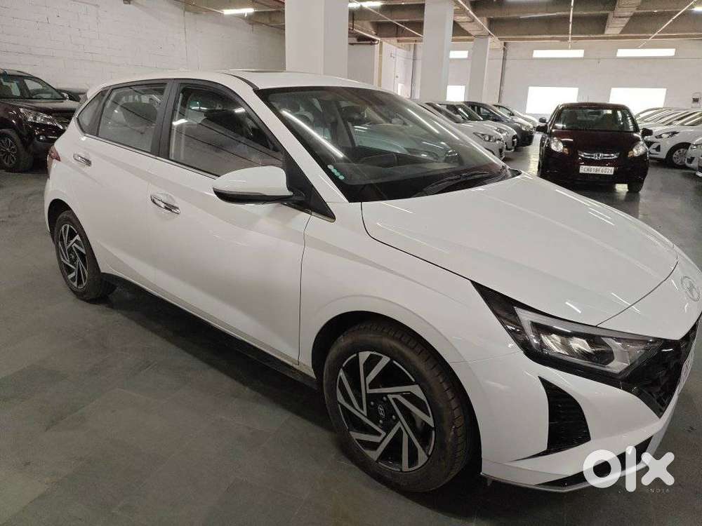 Hyundai New I20 1.2 Asta (o) Mt, 2024, Petrol