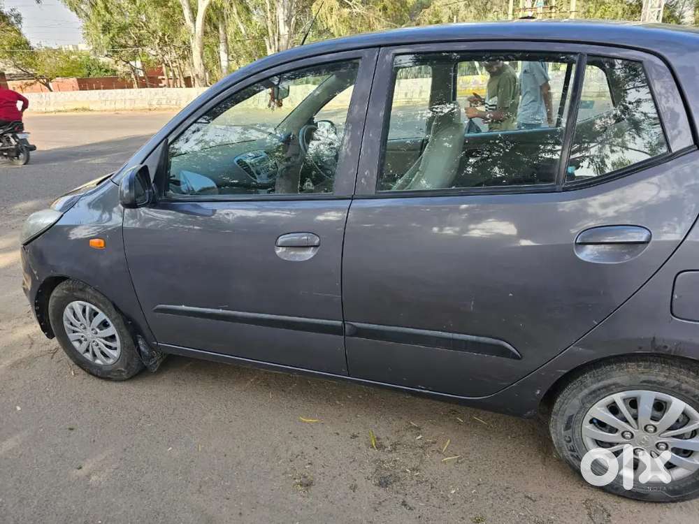 Hyundai I10 Sportz 2015 Petrol Manual