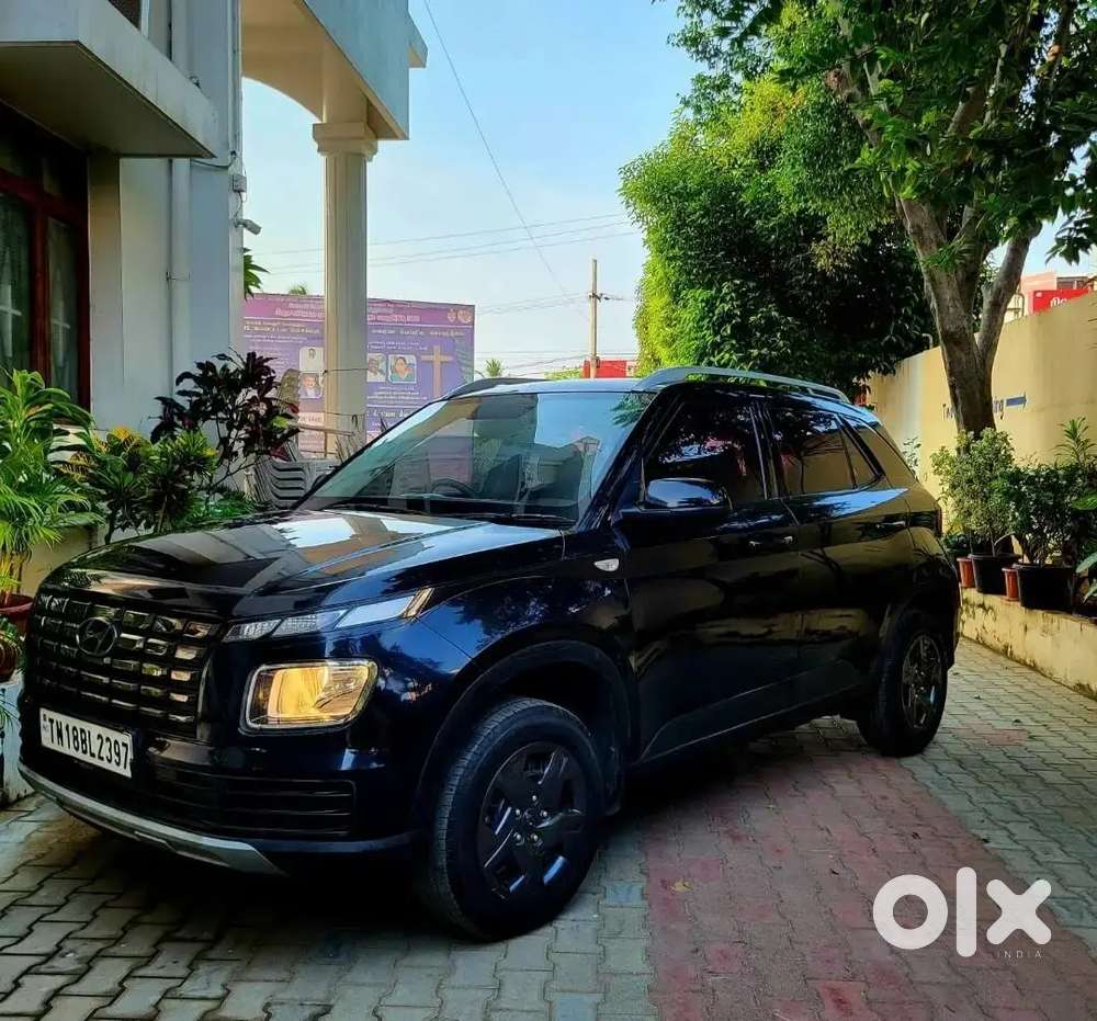 Hyundai Venue Kappa 2023 Second Owner ( Mint Condition )