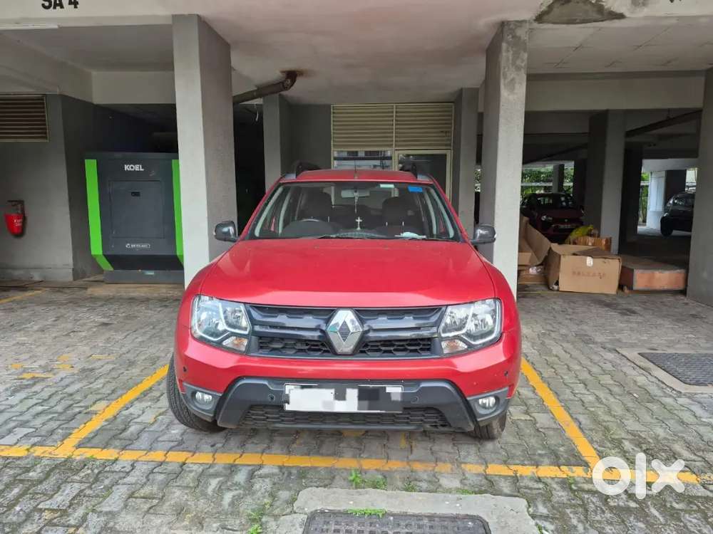 Renault Duster Rxs Cvt  Petrol Automatic/ 61600 Km