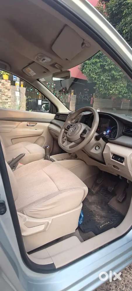 Maruti Suzuki Ertiga Vxi 2024