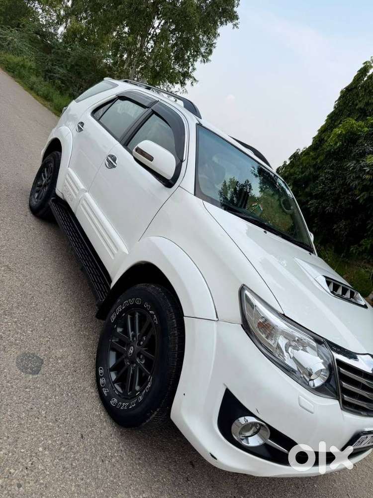 Toyota Fortuner 3.0 4x2 Automatic, 2015, Diesel