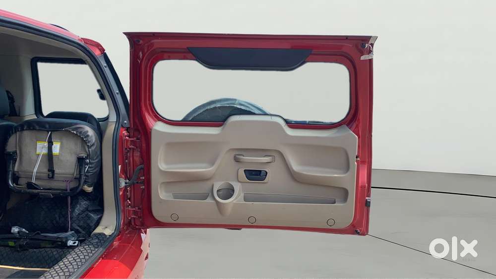 Mahindra Tuv 300 Mhawk100 T8, 2017, Diesel