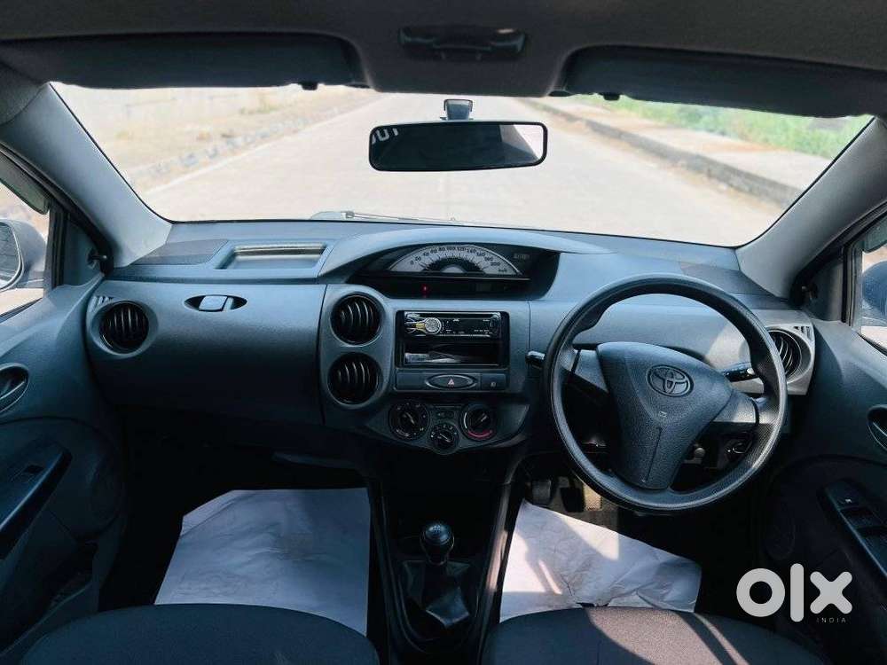 Toyota Etios Liva 2011-2012 G, 2012, Petrol