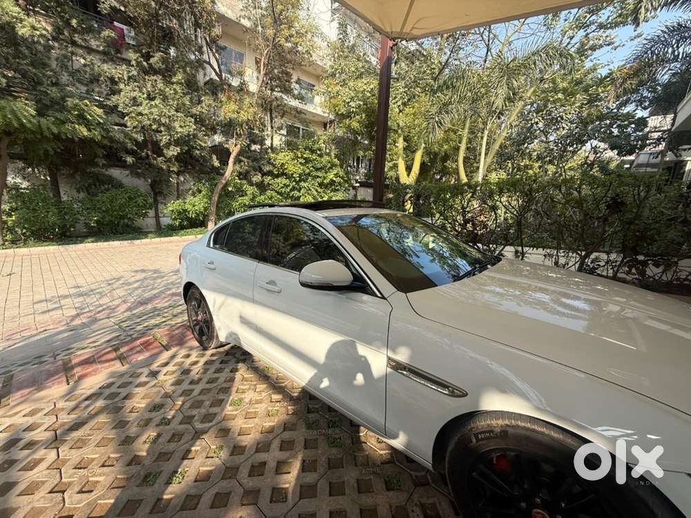 Jaguar Xe 2019