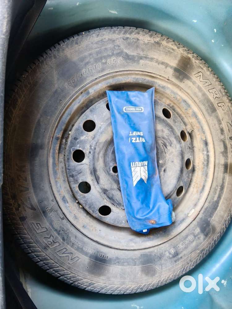 Maruti Suzuki Swift 2011-2014 Vxi, 2013, Petrol