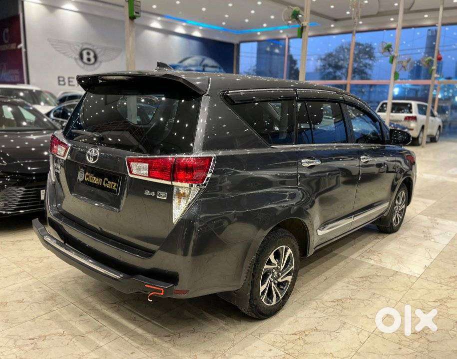 Toyota Innova Crysta 2.8z Automatic, 2018, Diesel