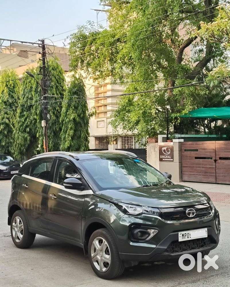 Tata Nexon 1.2 Revotron Xm (s), 2022, Petrol