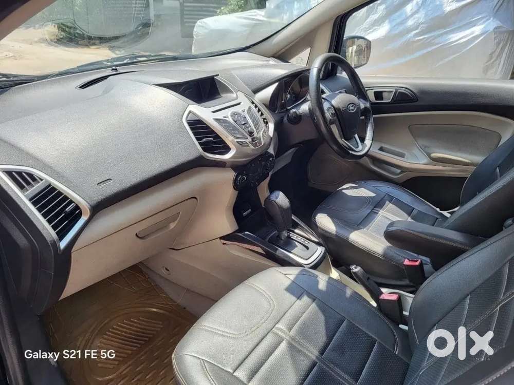 Showroom Track Automatic Ford Ecosport Titanium Petrol 2014 At Amt