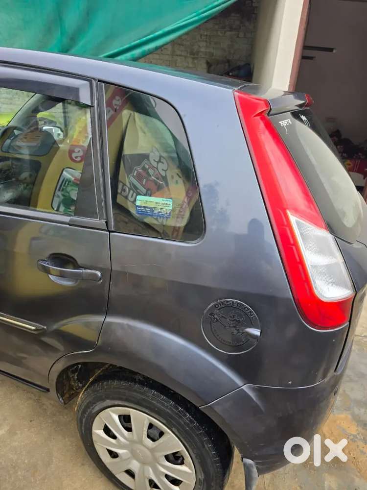 Ford Figo 2013 Diesel 150000 Km Driven