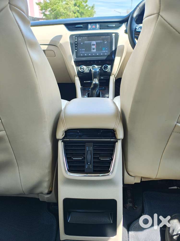 Skoda Octavia 2.0 Elegance Tdi Cr At, 2015, Diesel