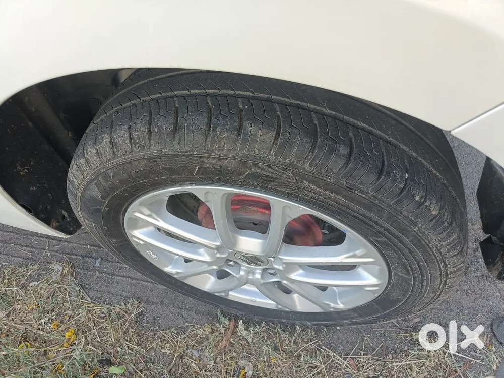 Showroom Condition Diesel Automatic Maruti Swift 2020  Vdi