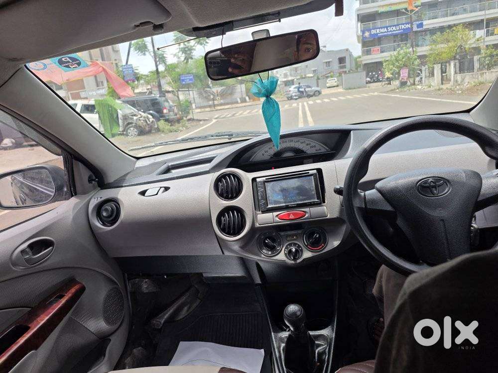 Toyota Etios Xclusive Petrol, 2011, Petrol