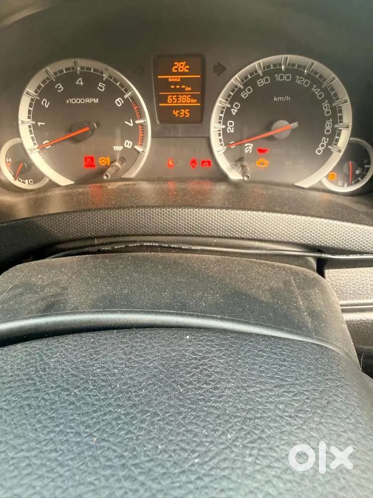 Maruti Suzuki Swift 2014 Petrol Manual