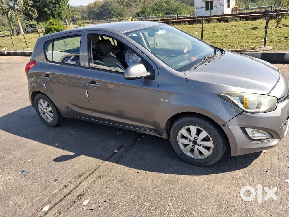 Hyundai I20 Sportz Petrol 2012