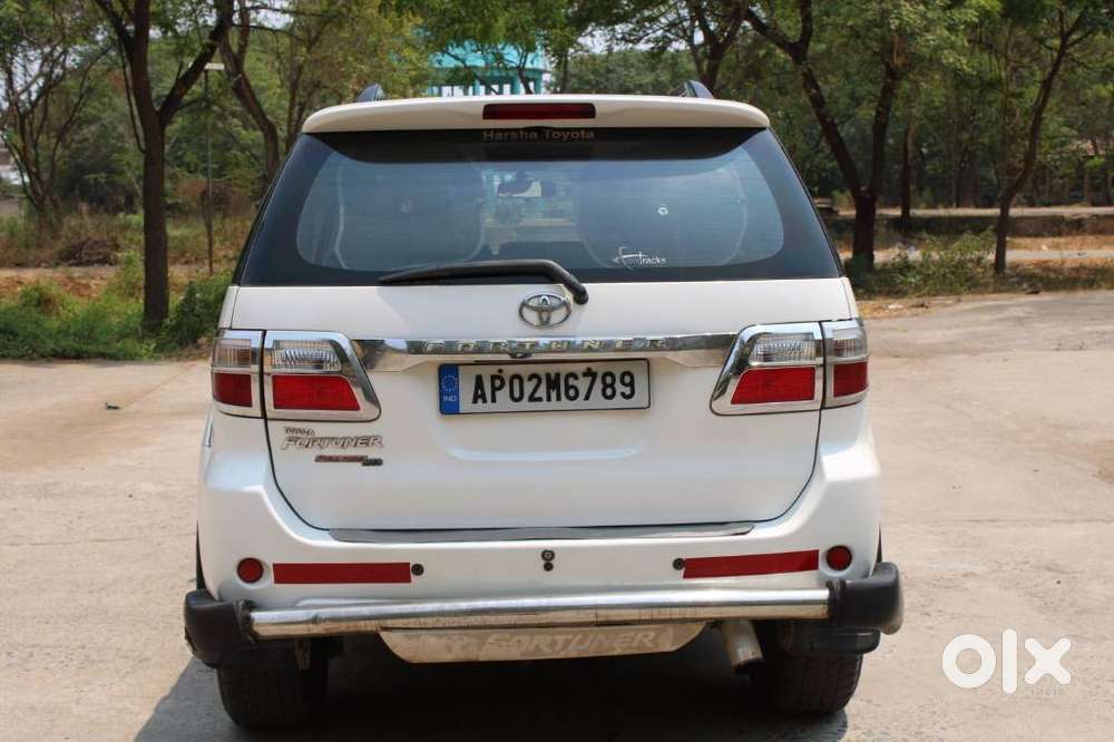 Toyota Fortuner 3.0 4x4 Manual, 2011, Diesel