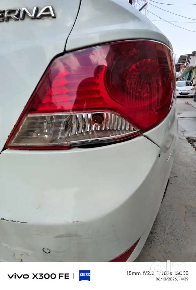 Hyundai Verna 2012