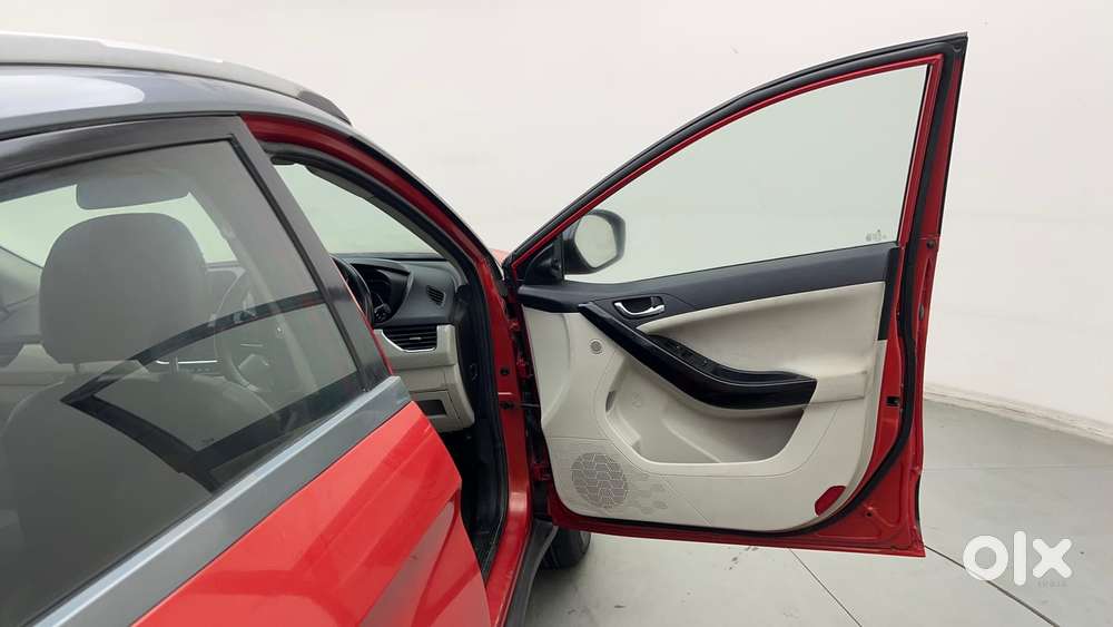 Tata Nexon 1.2 Revotron Xza Plus (o), 2021, Petrol