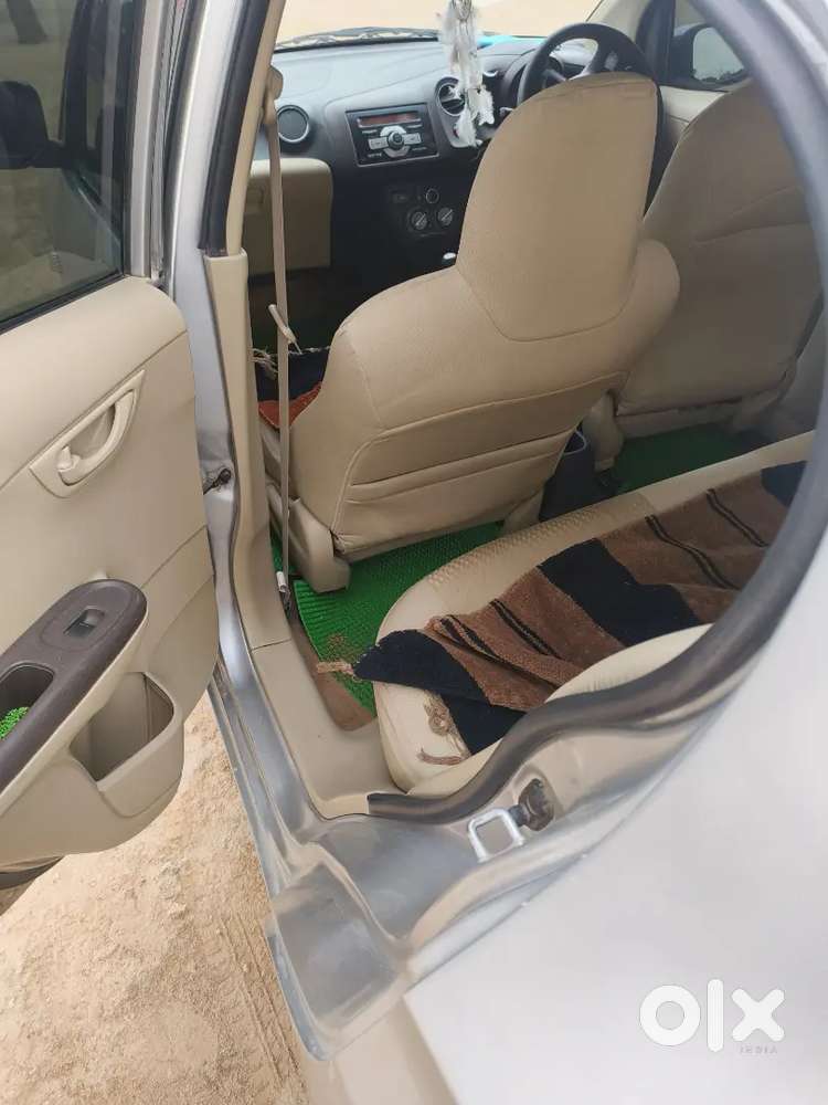 Honda Amaze 2013 Diesel 72000 Km Driven A One Condition