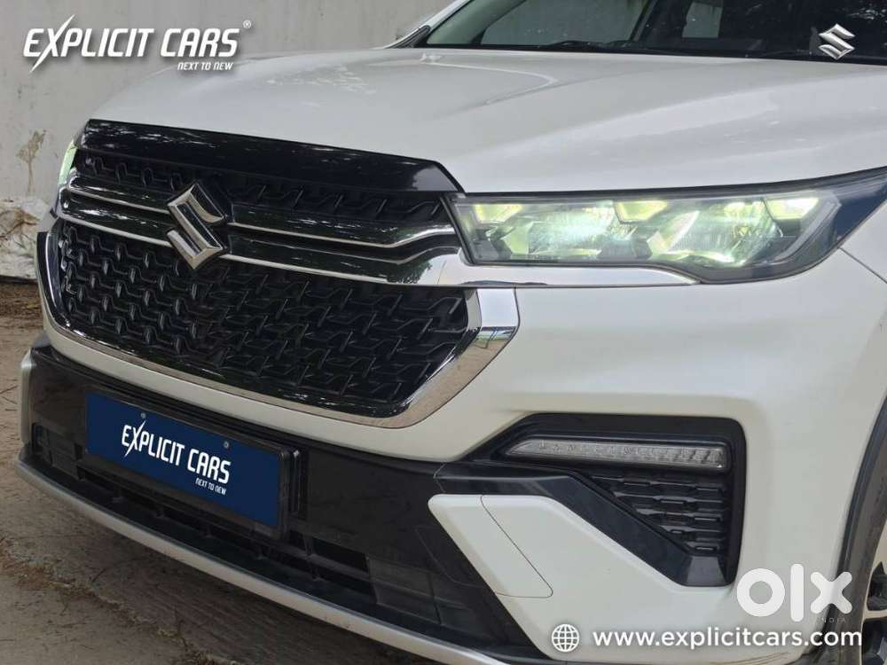 Maruti Suzuki Invicto Zeta Plus 8str, 2023, Petrol