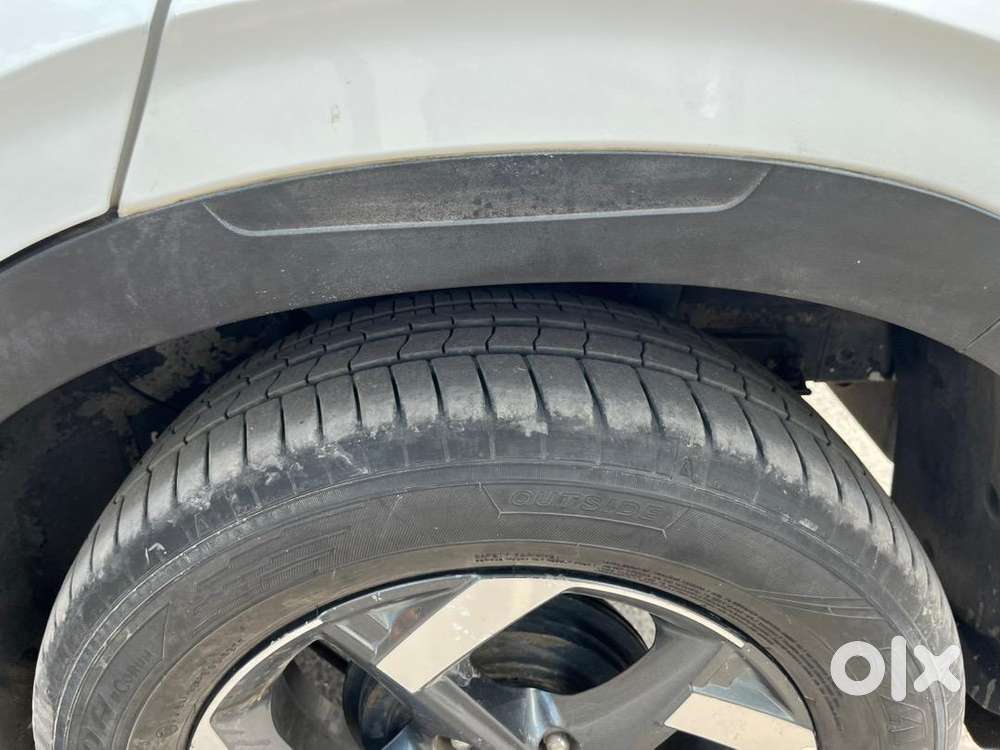 Hyundai Venue 2019 Diesel 90000 Km Driven