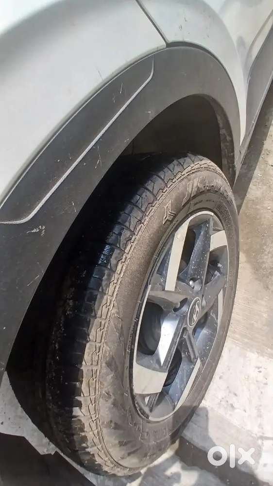 2020 Hyundai Venue Sx(o) Petrol Manual Dual Tone