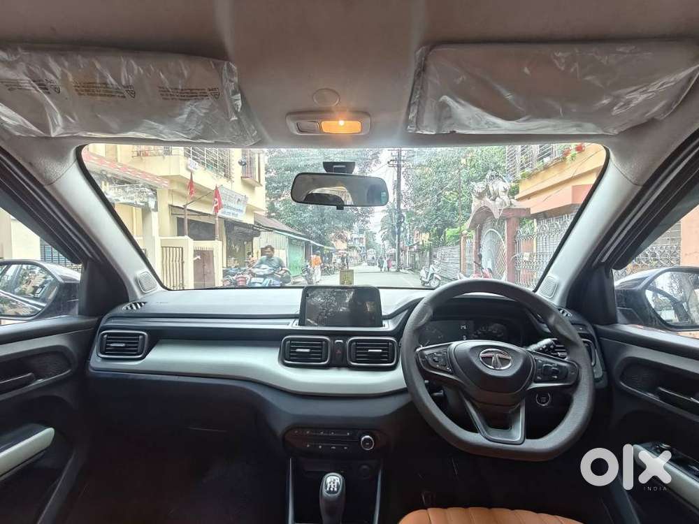 Tata Punch 1.2 Revotron Adventure Camo, 2023, Petrol