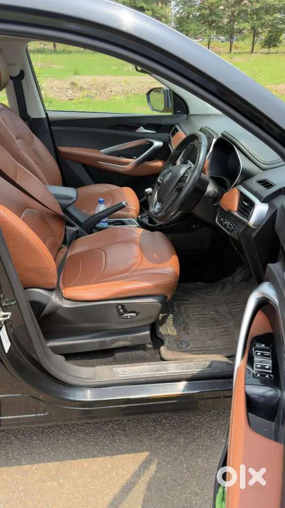 Mg Hector Plus 2023