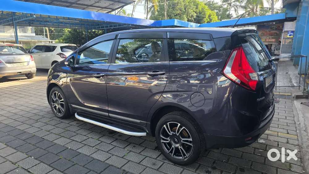 Mahindra Marazzo 2019 Car