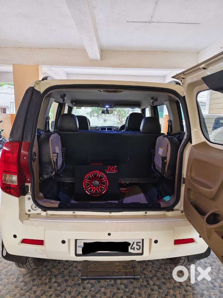 Mahindra Tuv 300 2016 Diesel Well Maintained